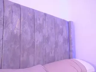 Lara Giraldo's Live Sex Cam Show
