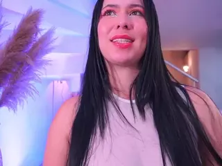 Lara Giraldo's Live Sex Cam Show