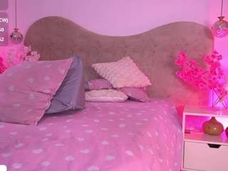 le modèle sarakaisy est en webcam porno dans un show sur le site camsoda, il possède les tags suivants: ass,lush,toys,tattoos,pussy,orgasm,normal,no smoking,no drinking,black hair,milk,lovense,fingers,fetish,feet,doggy style,dirty talk,dildo,cum on pussy,cum