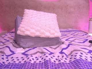 Sara live webcam show
