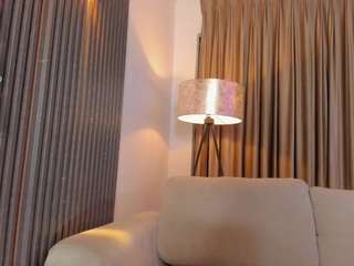 sarah-stone live webcam show
