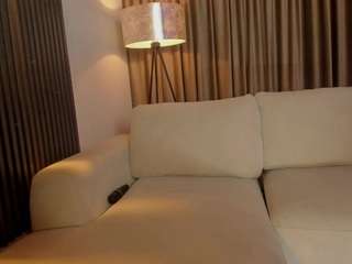 Sarah live webcam show
