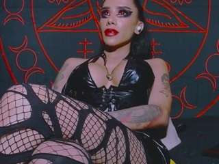 depresion-black webcam