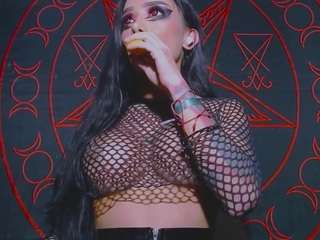 depresion-black Live Webcam on CamSoda