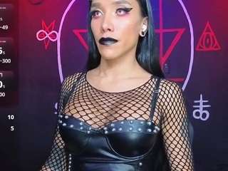 depresion-black webcam