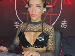 depresion-black webcam