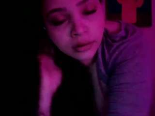 bigbootybullynisha webcam model