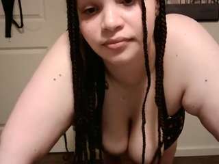 bigbootybullynisha's live room