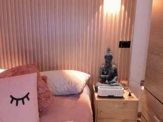 Ameelie live cam preview