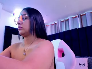 ameelie's Live Sex Cam Show