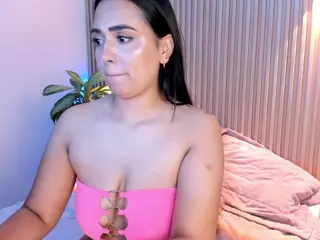 Ameelie's Live Sex Cam Show