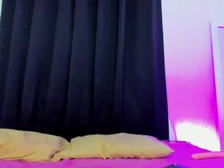 rose-and-alicia Live Webcam on CamSoda