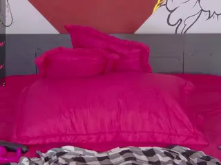 katiebird's Live Sex Cam Show