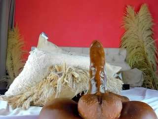 Live webcam model marianablash on Soda Cams