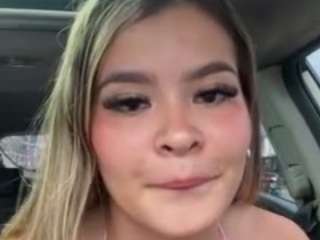 هذا النموذج مباشر الآن. marianablash