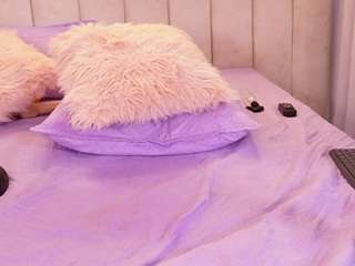 mssbombom webcam model