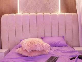 mssbombom Live Webcam on CamSoda