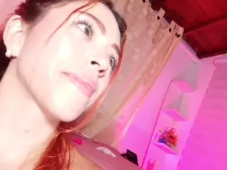 emyli_sw's Live Sex Cam Show