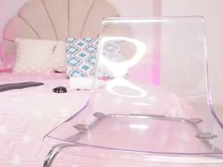 Check-out CamSoda's intriguing Mssburbuja in her appetizing cumshow mssburbuja from CamSoda
