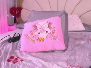 mssburbuja's CamSoda show and profile