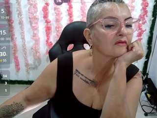 bety-cum2