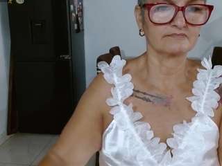 bety-cum2