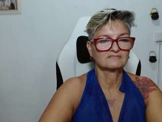 bety-cum2