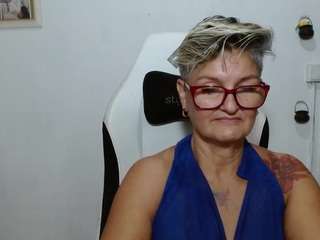 bety-cum2