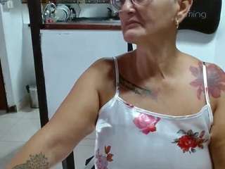 bety-cum2