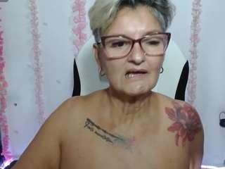 bety-cum2