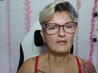 bety-cum2