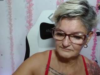 bety-cum2