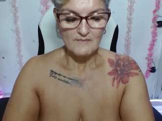 bety-cum2