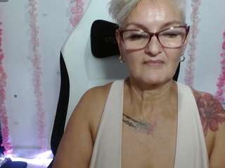 bety-cum2