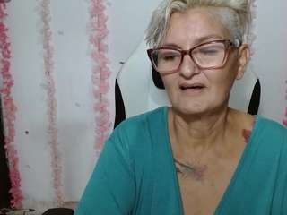 bety-cum2