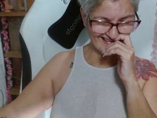 bety-cum2