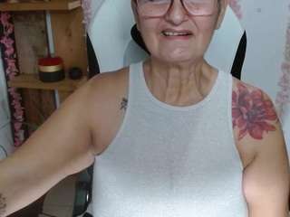 bety-cum2