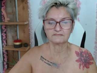 bety-cum2