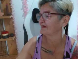 bety-cum2