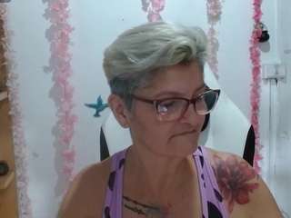 bety-cum2