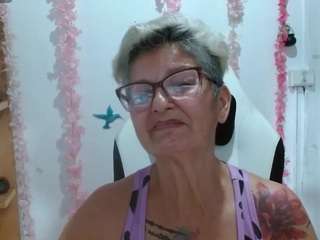 bety-cum2