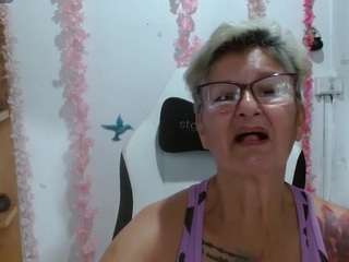 bety-cum2