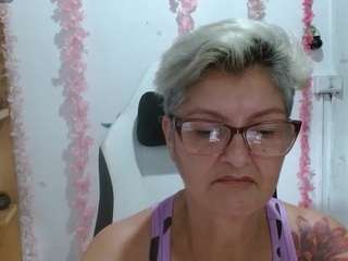 bety-cum2