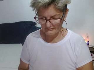 bety-cum2