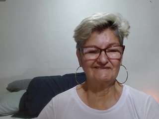 bety-cum2