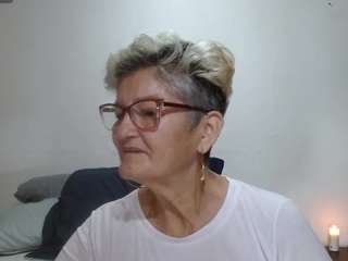 bety-cum2