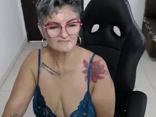 bety-cum2's live chat room