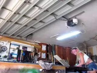 1800fu's Live Sex Cam Show