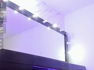 leylaroberth Live Webcam on CamSoda