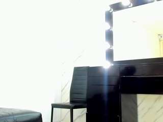 leylaroberth webcam model